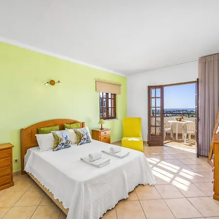 Casa Coelho By * Terras Novas